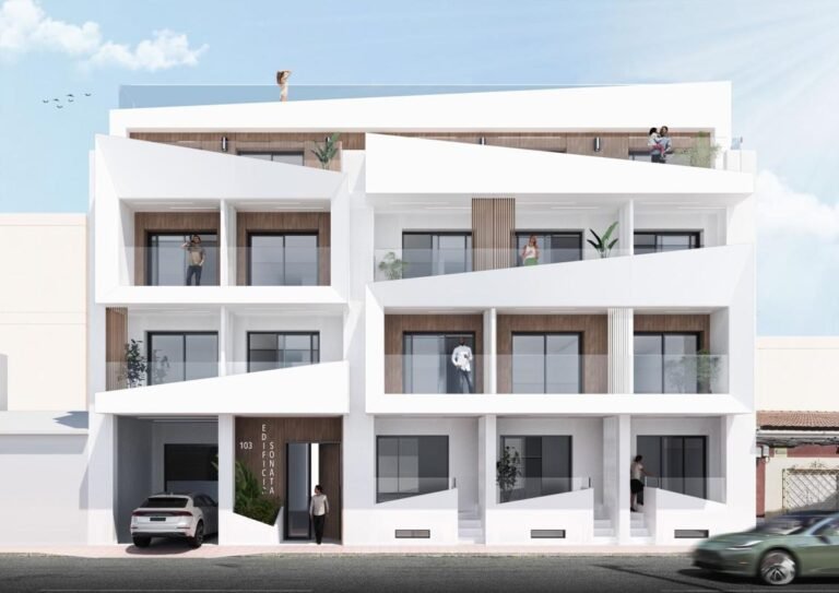 2-bed Apartment in Torrevieja