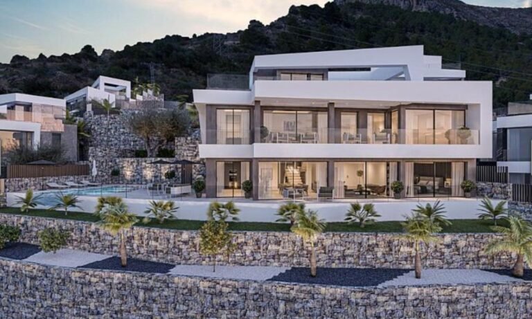 4-bed Villa in Calpe