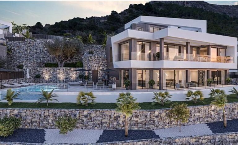4-bed Villa in Calpe
