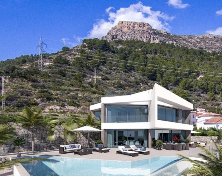 4-bed Villa in Calpe