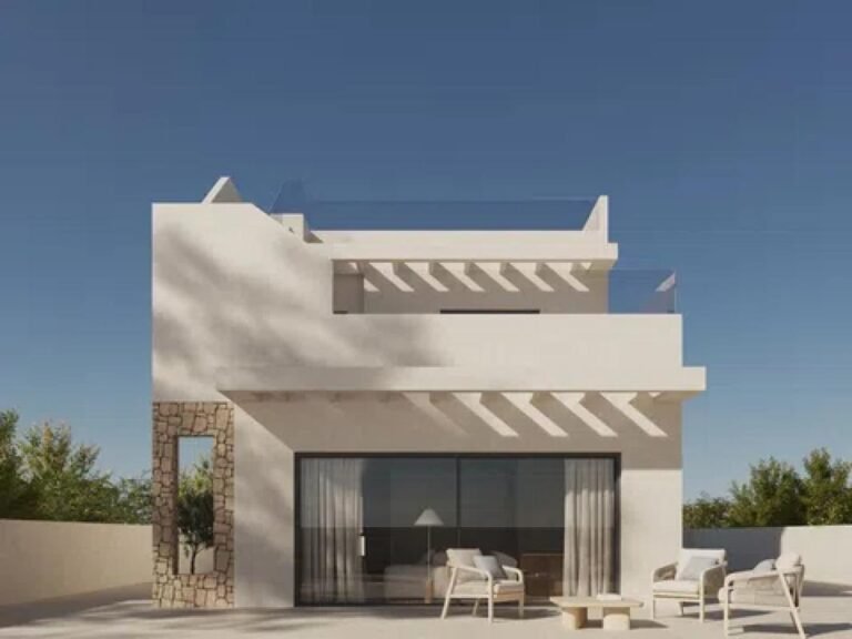 5-bed Villa in Polop