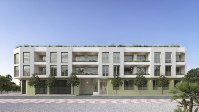 3-bed Apartment in Jacarilla