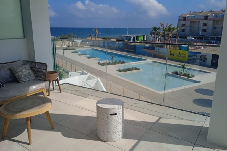 2-bed Apartment in Denia