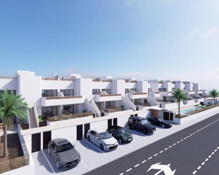 3-bed Apartment in Dolores