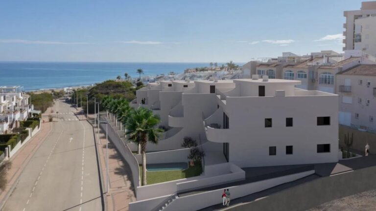 2-bed Apartment in Torrevieja