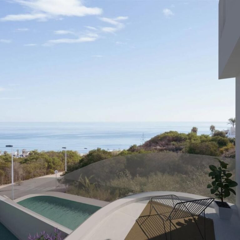 2-bed Apartment in Torrevieja
