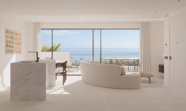 2-bed Apartment in Torrevieja