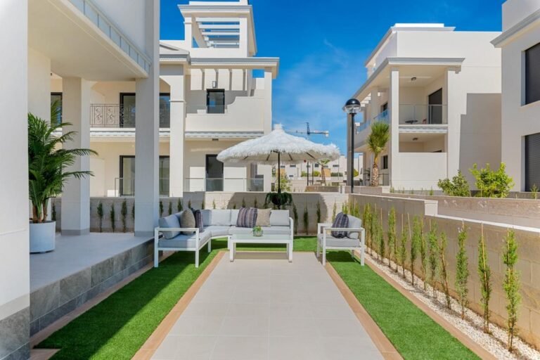 2-bed Apartment in Rojales