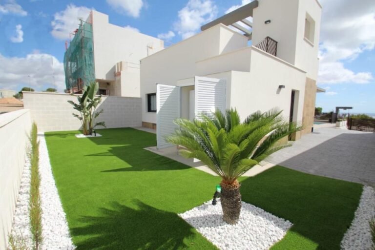 3-bed Villa in San Miguel de Salinas