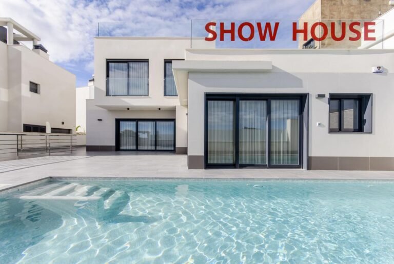 3-bed Villa in San Miguel de Salinas