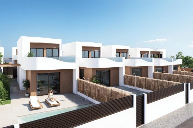 3-bed Townhouse in Los Montesinos