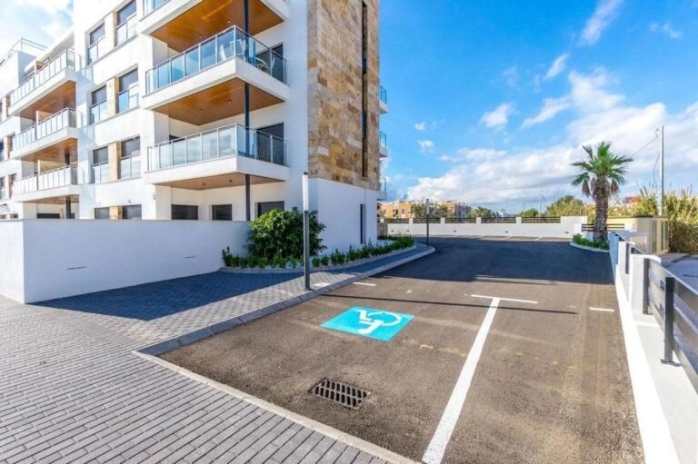 2-bed Apartment in Torrevieja