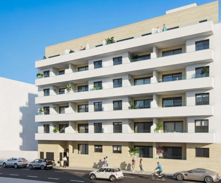 3-bed Apartment in Torrevieja