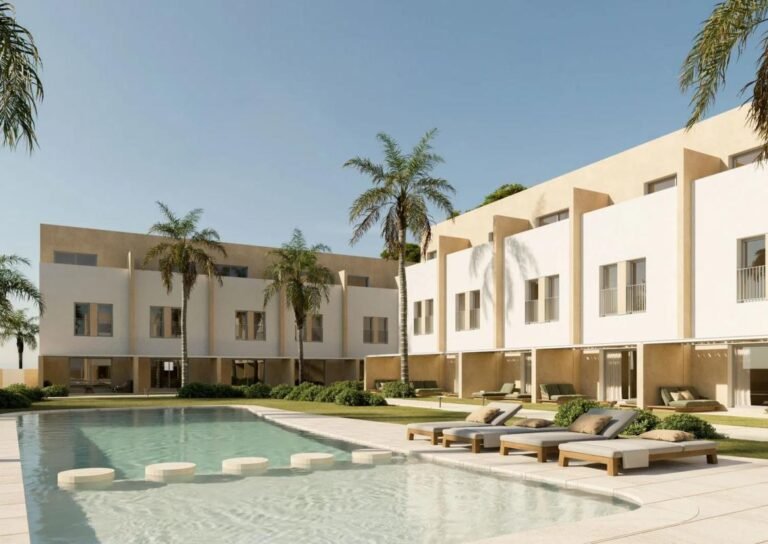 4-bed Townhouse in Denia
