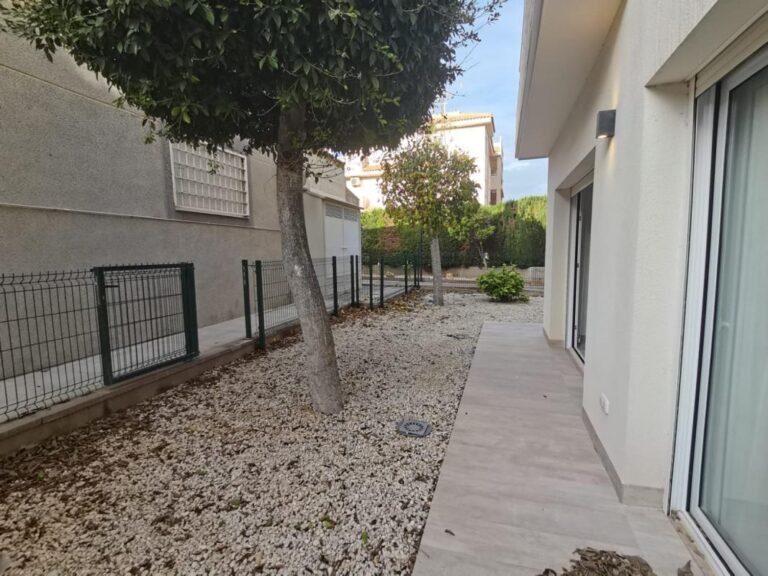 3-bed Apartment in Torrevieja