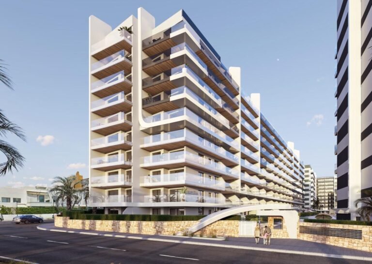 2-bed Apartment in Torrevieja