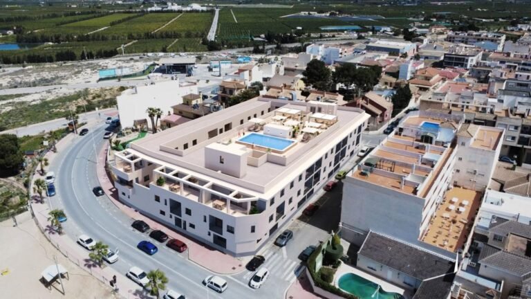 3-bed Apartment in San Miguel de Salinas