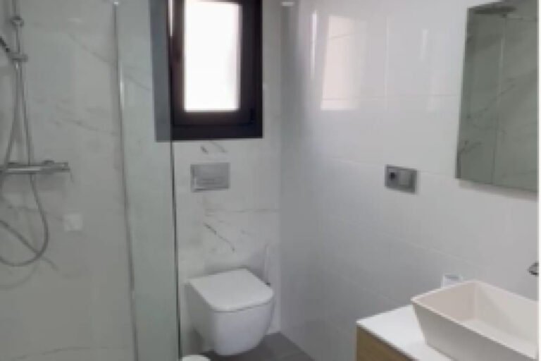 3-bed Townhouse in Daya Nueva