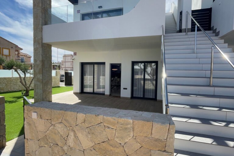 3-bed Apartment in Orihuela