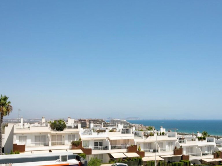 3-bed Apartment in Gran Alacant