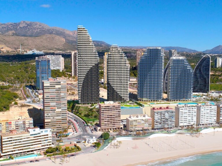 2-bed Apartment in Benidorm