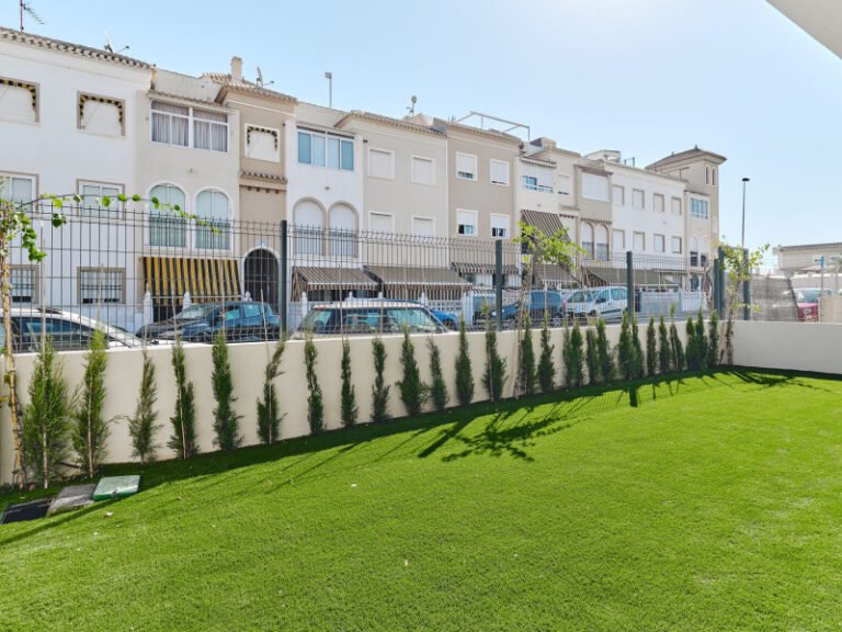 2-bed Bungalow in Torrevieja