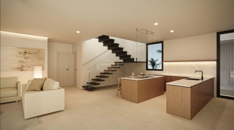 2-bed Apartment in Marbella