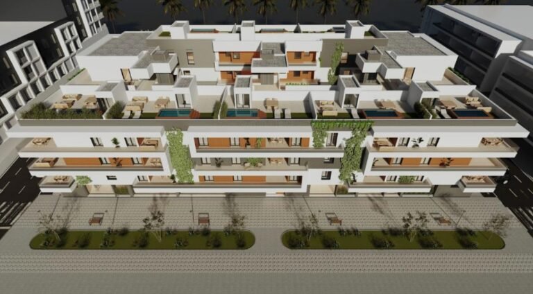 2-bed Apartment in Marbella