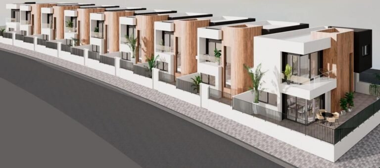 4-bed Townhouse in Águilas