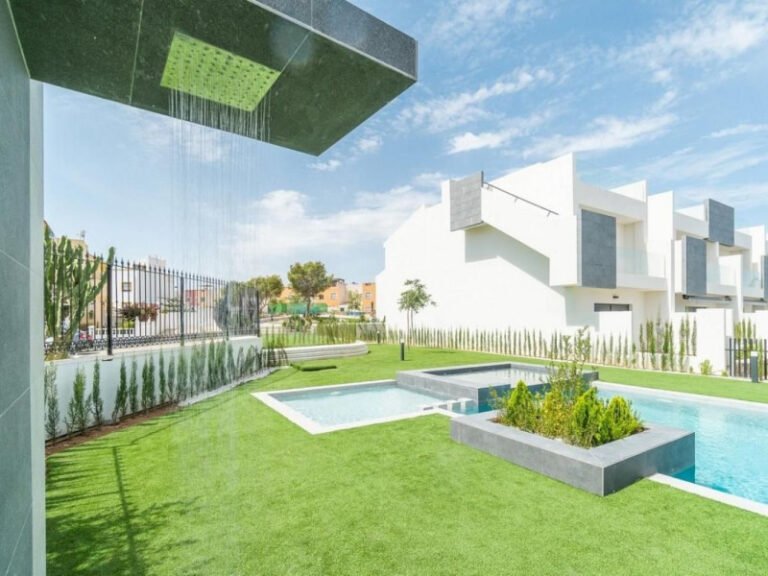 2-bed Bungalow in Torrevieja